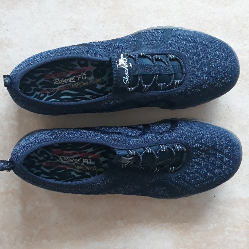 *Host Pick*Skechers Fortune knit shoes - Picture 6 of 8
